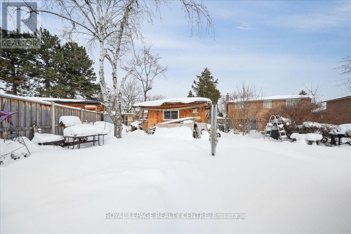 8 Judith Crescent, Brampton, Ontario  L6S 3J4 - Photo 21 - W12739762