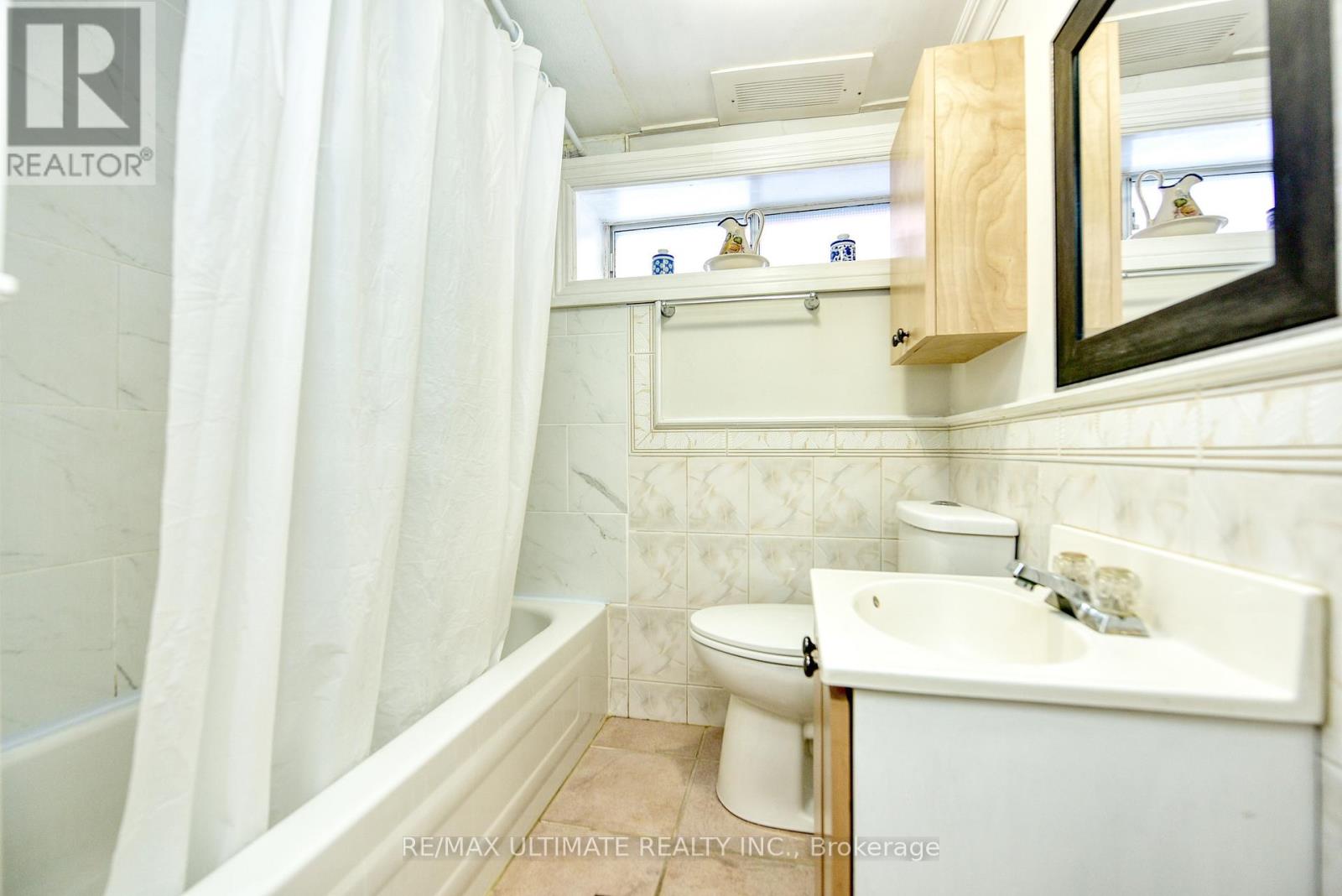 Basement - 132 Spears Street, Toronto, Ontario  M6N 3X7 - Photo 11 - W12739784