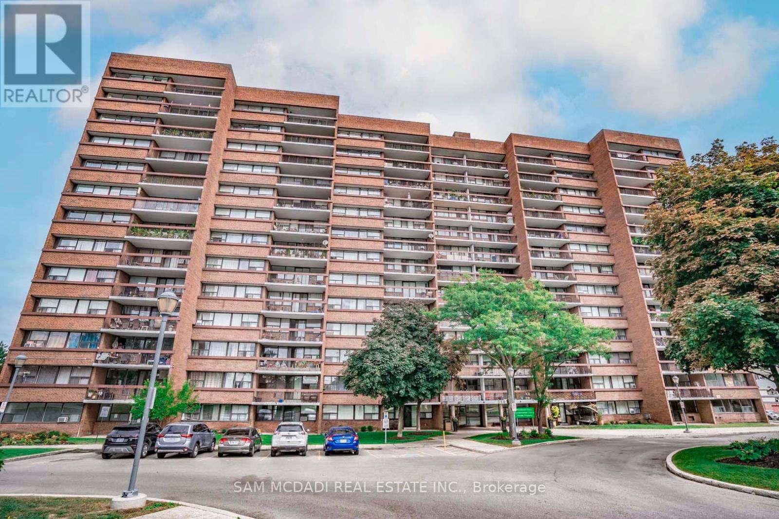 407 - 3501 Glen Erin Drive, Mississauga, Ontario  L5L 2E9 - Photo 3 - W12739824