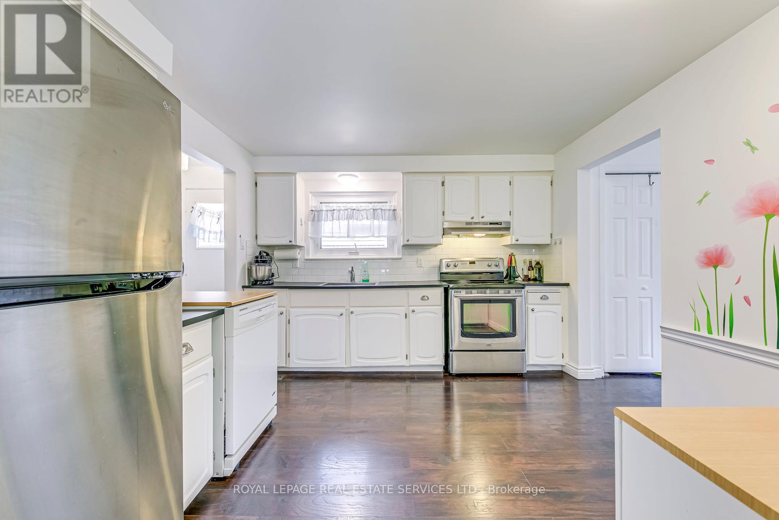 172 Arichat Road, Oakville, Ontario  L6J 5N4 - Photo 12 - W12739836