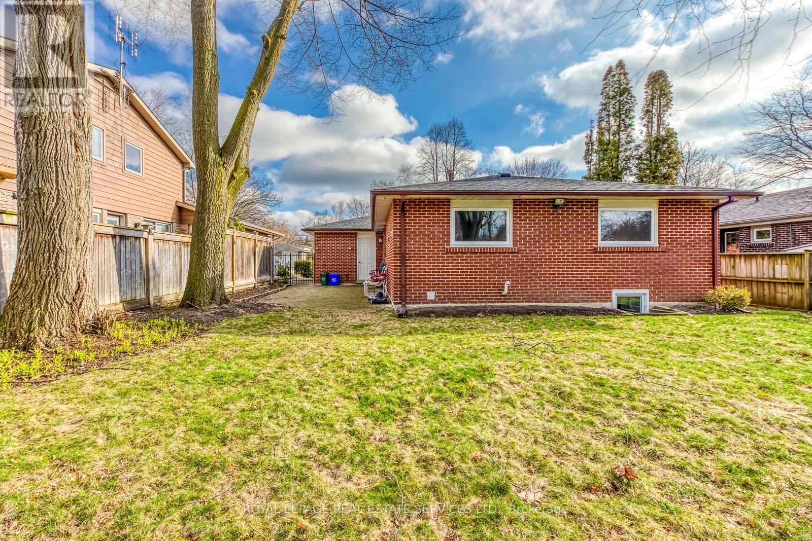 172 Arichat Road, Oakville, Ontario  L6J 5N4 - Photo 42 - W12739836