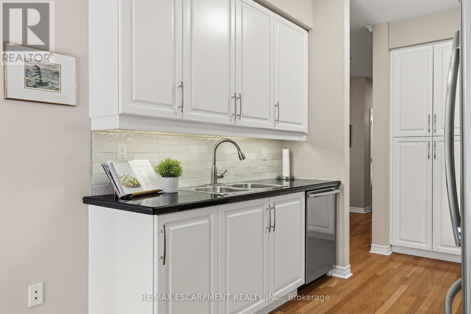 17 - 71 Sulphur Springs Road, Hamilton, Ontario  L9G 5C1 - Photo 19 - X12739772