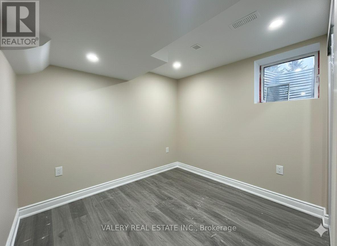 116 Blackburn Drive, Brantford, Ontario  N3T 6S2 - Photo 12 - X12739802