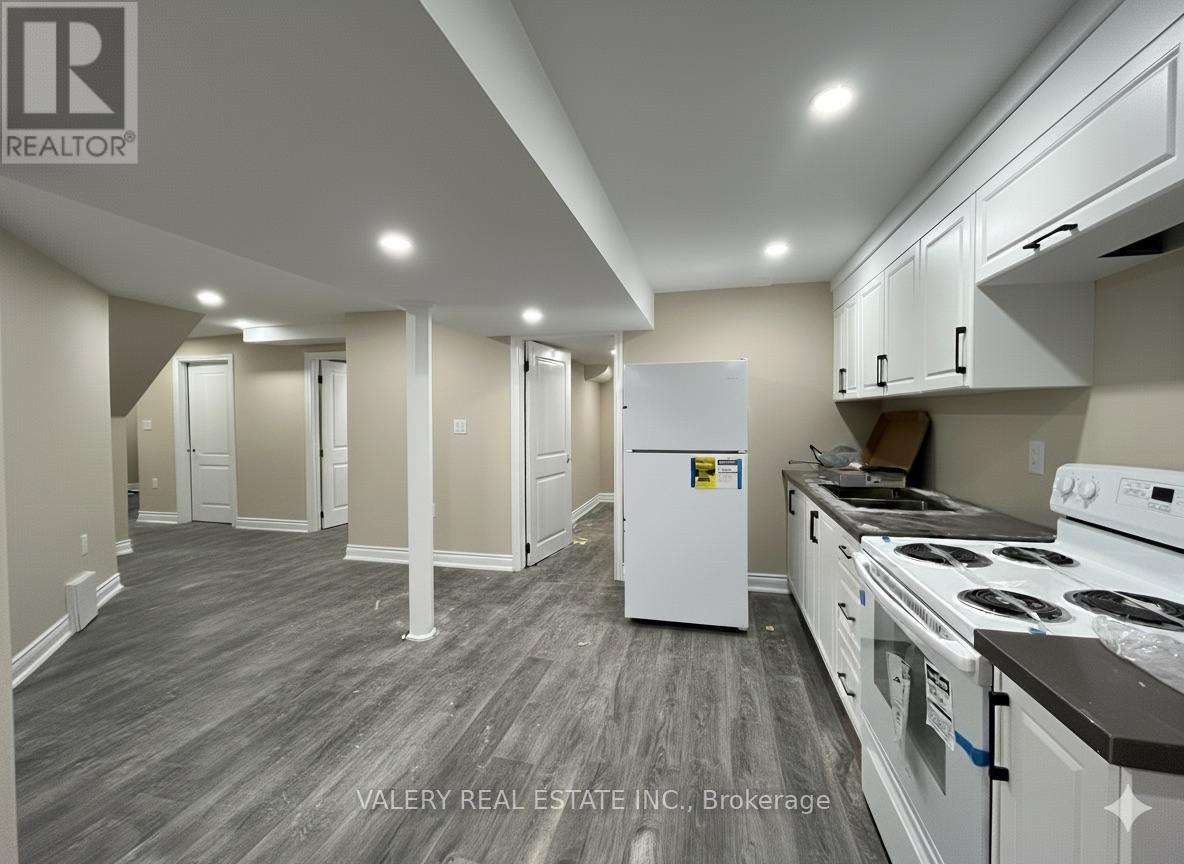 116 Blackburn Drive, Brantford, Ontario  N3T 6S2 - Photo 2 - X12739802