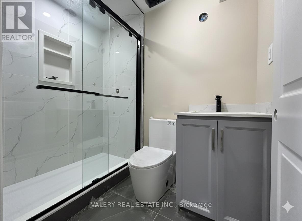 116 Blackburn Drive, Brantford, Ontario  N3T 6S2 - Photo 3 - X12739802