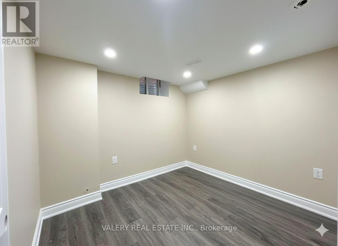 116 Blackburn Drive, Brantford, Ontario  N3T 6S2 - Photo 9 - X12739802