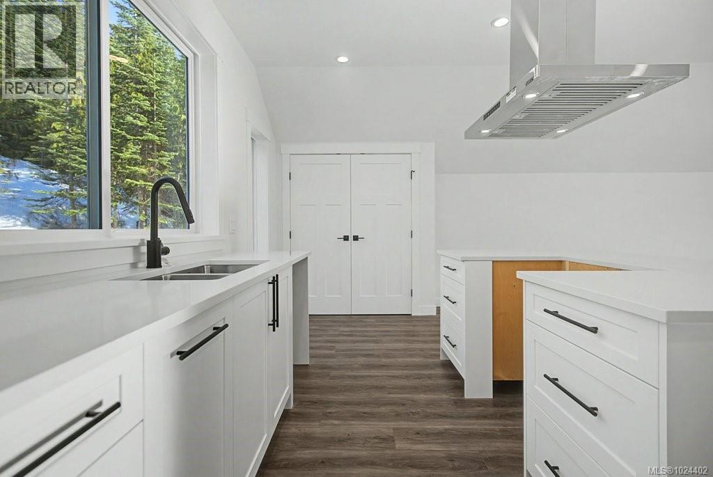 B 1328 Nordic Dr, Courtenay, British Columbia  V9J 1L0 - Photo 7 - 1024402