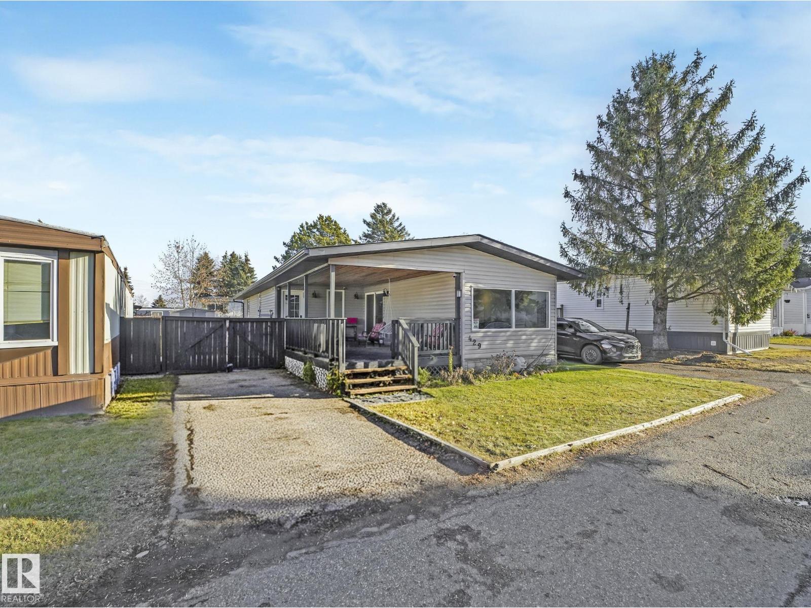 429 Westview Cl Nw, Edmonton, Alberta  T5S 1T5 - Photo 6 - E4471471