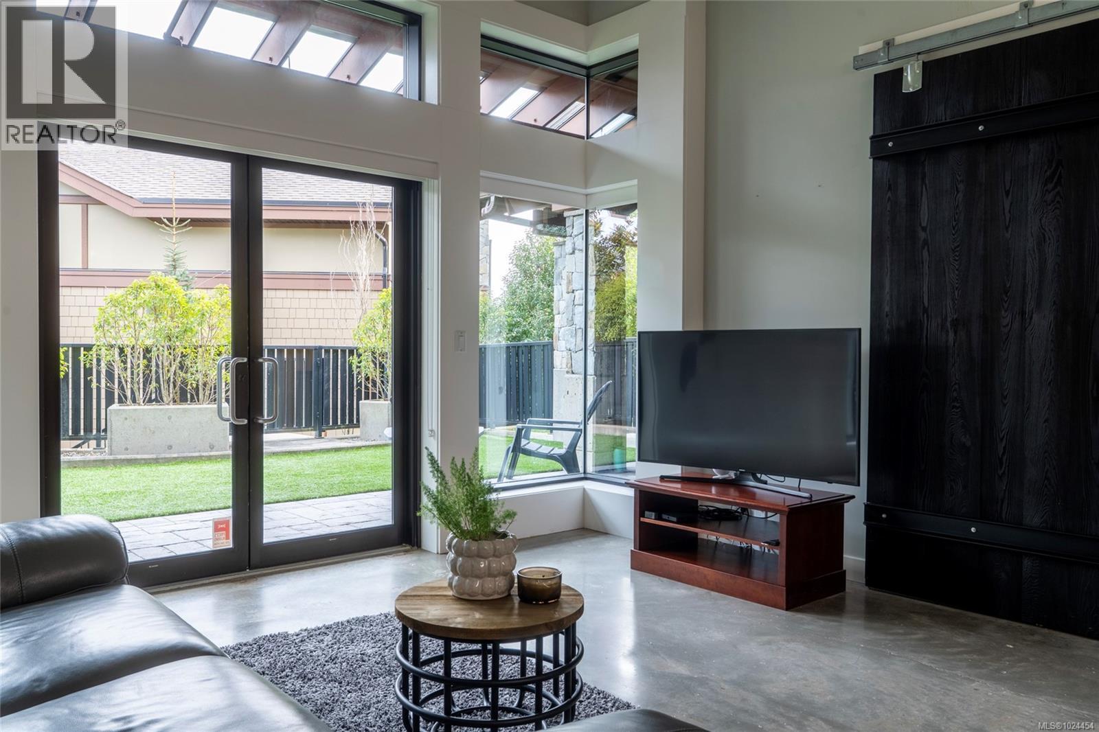 108 2049 Country Club Way, Langford, British Columbia  V9B 0H8 - Photo 12 - 1024454