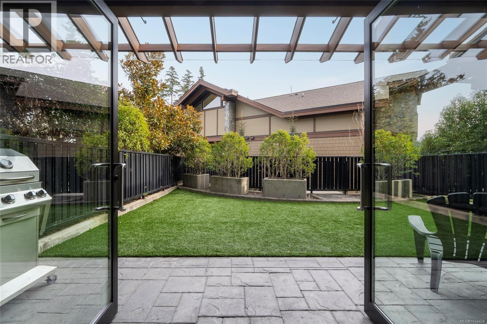 108 2049 Country Club Way, Langford, British Columbia  V9B 0H8 - Photo 22 - 1024454