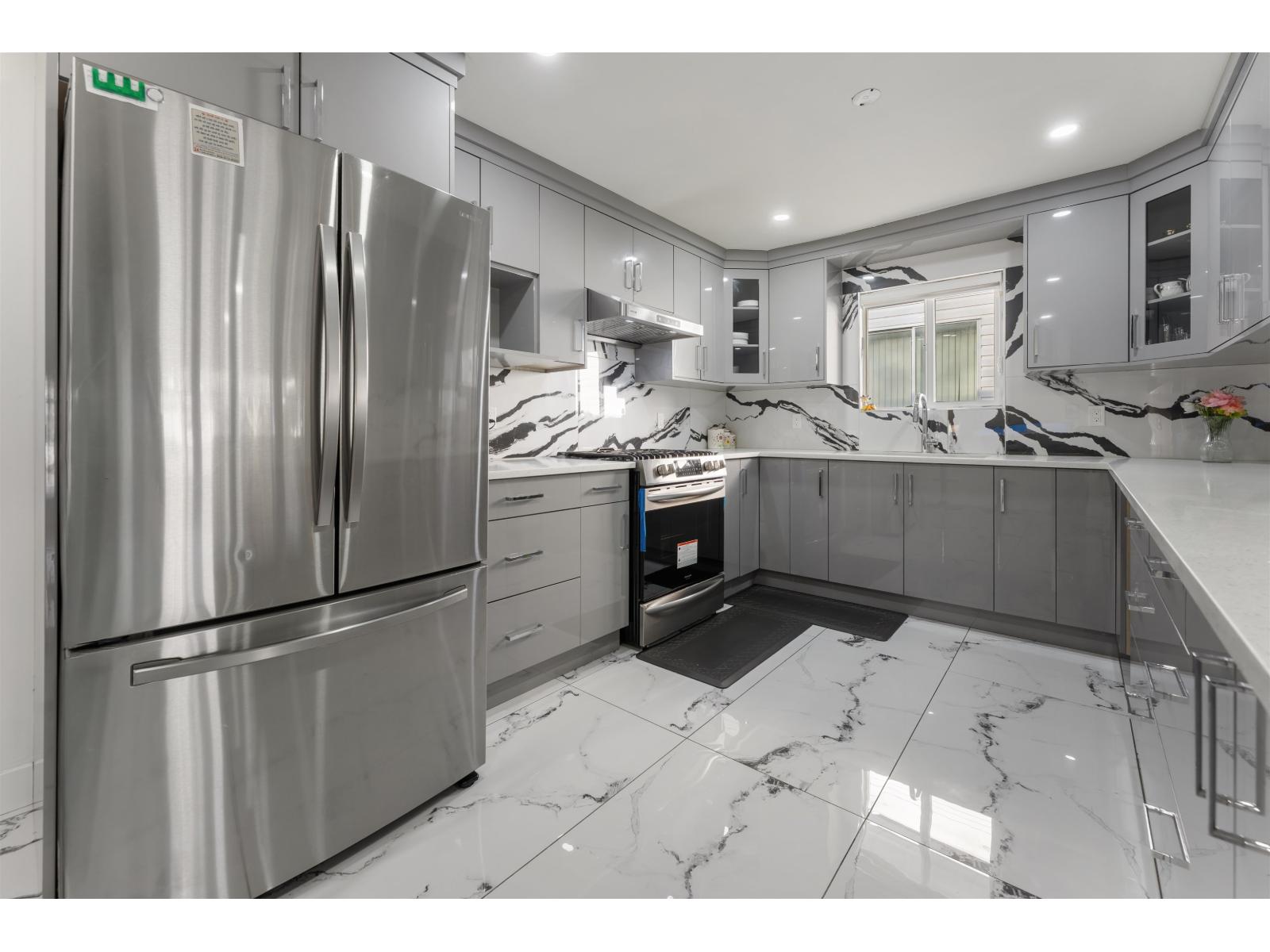 7309 123 Street, Surrey, British Columbia  V3W 9J2 - Photo 5 - R3084049