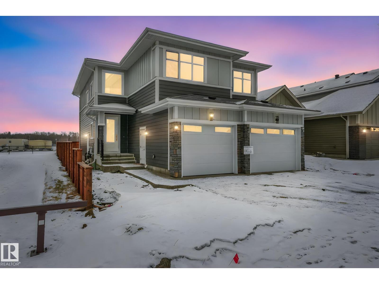 1 BIRKSHIRE CR, Sherwood Park, Alberta