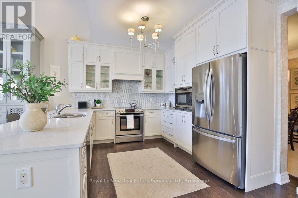 12 - 3353 Liptay Avenue, Oakville, Ontario  L6M 0M6 - Photo 7 - W12739842