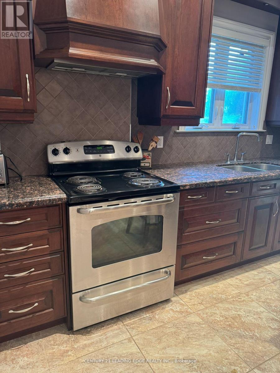 1274 Broadview Avenue, Toronto, Ontario  M4K 2T4 - Photo 12 - E12739702