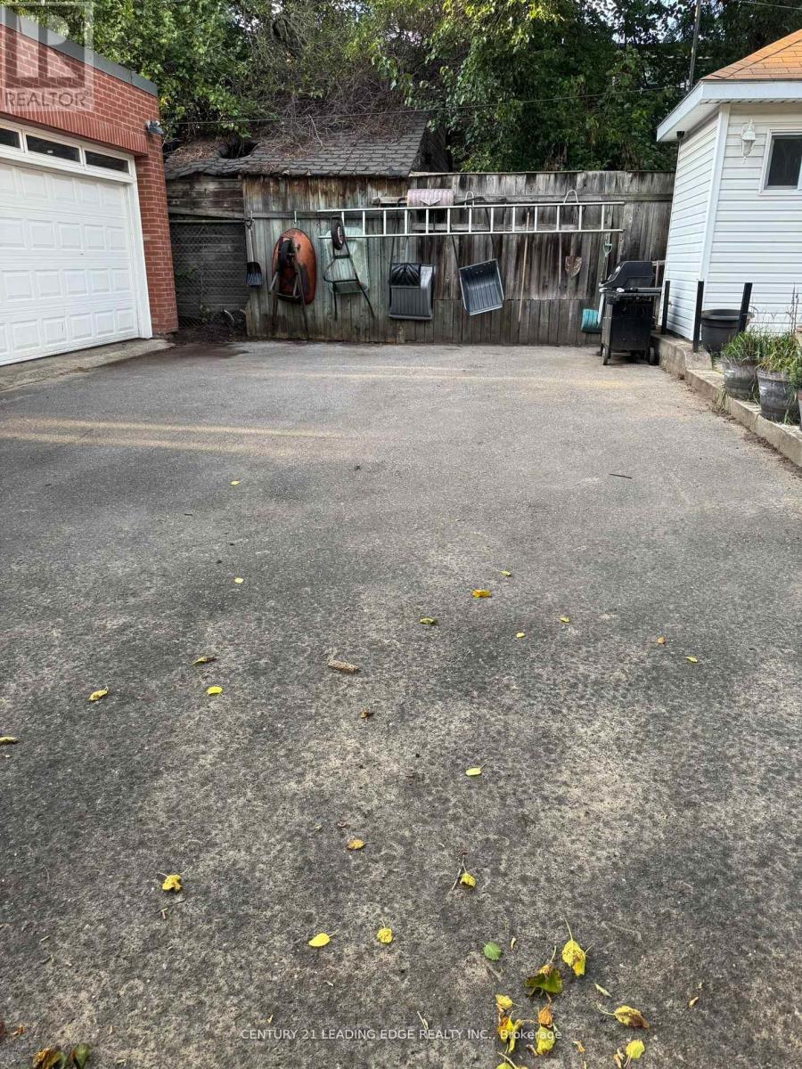 1274 Broadview Avenue, Toronto, Ontario  M4K 2T4 - Photo 42 - E12739702