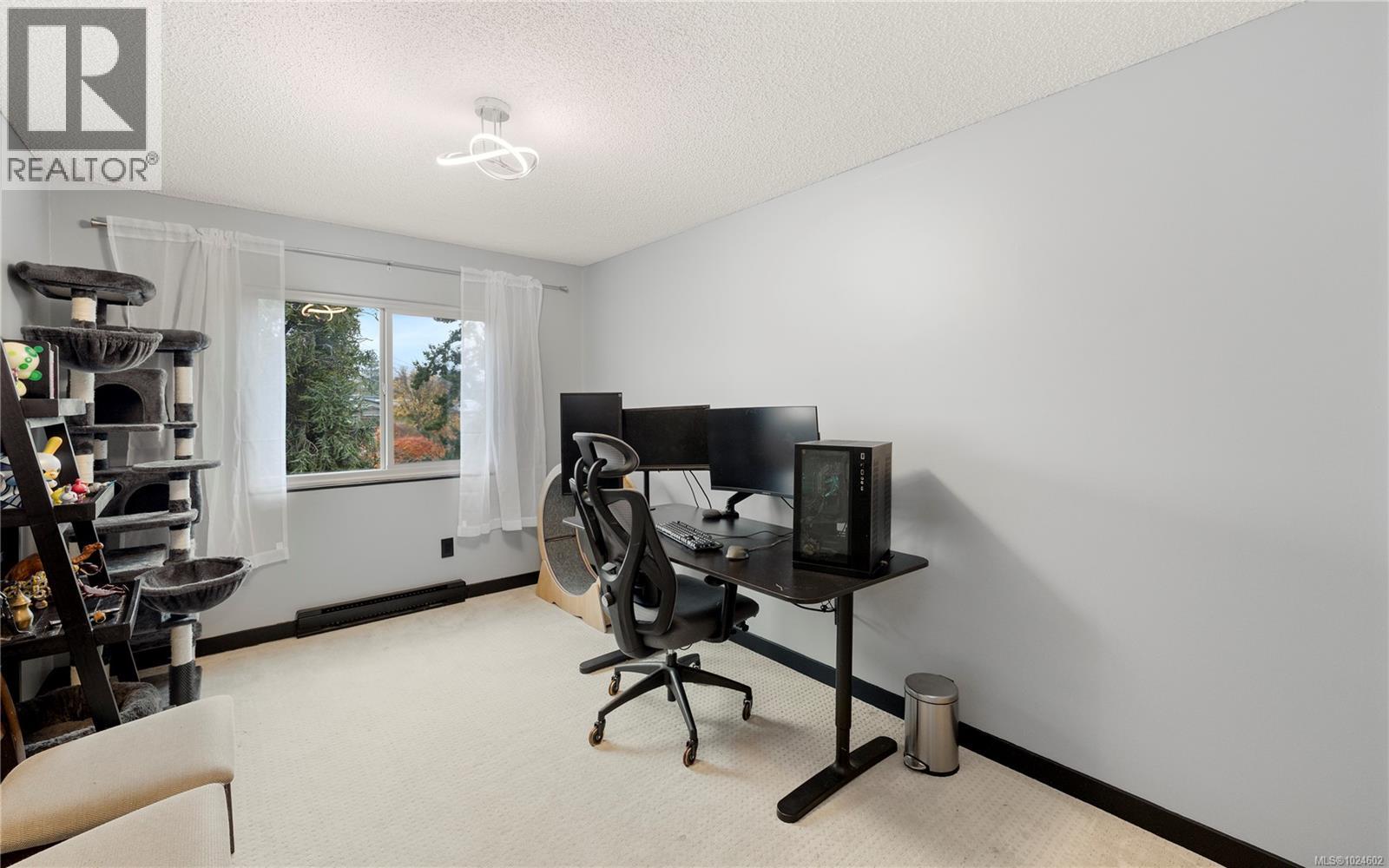 402 1241 Fairfield Rd, Victoria, British Columbia  V8V 3B3 - Photo 16 - 1024602