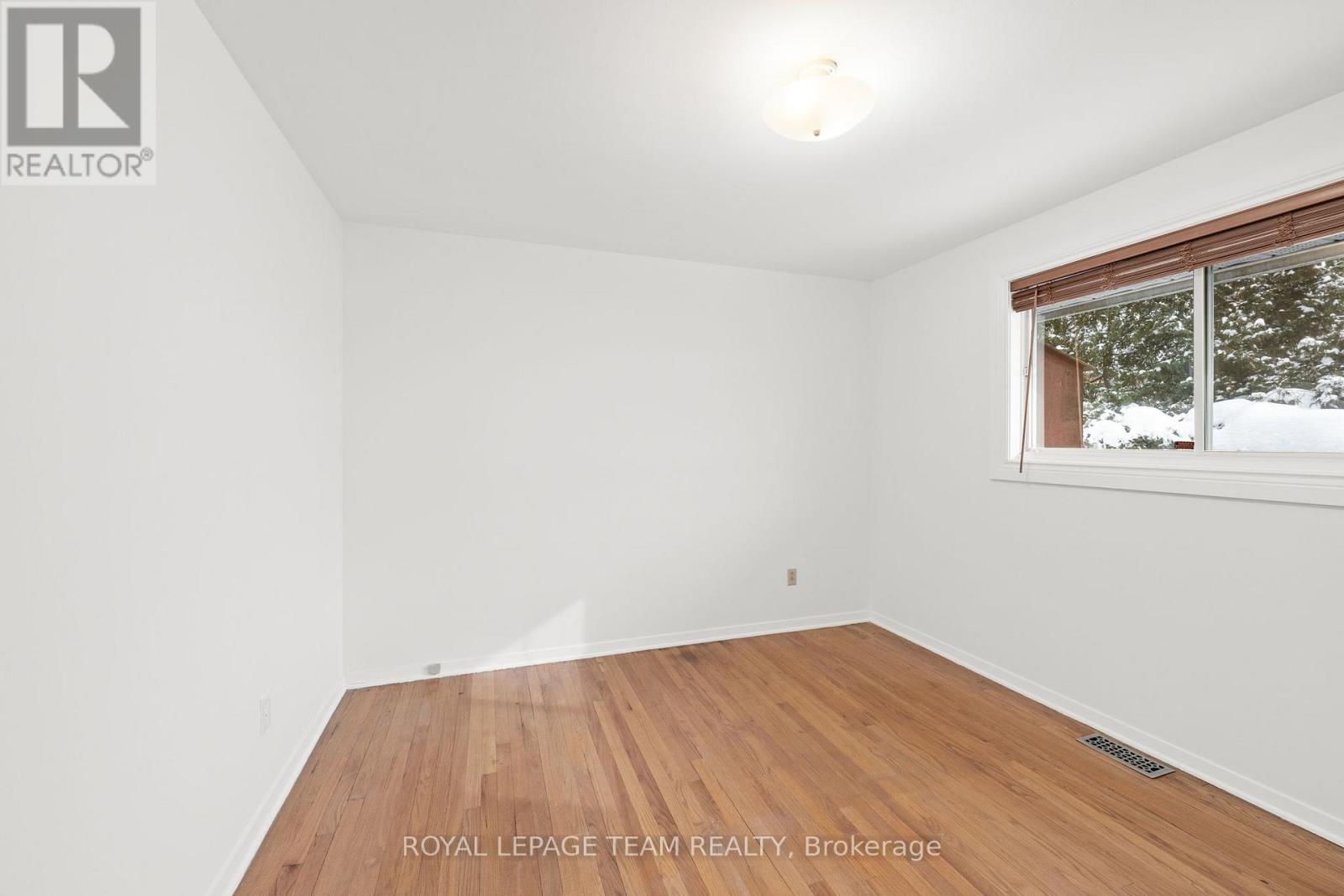 3 Domus Crescent, Ottawa, Ontario  K2H 6A3 - Photo 21 - X12739500