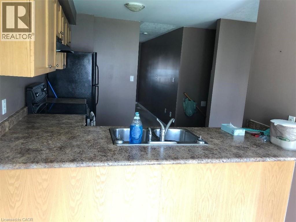 27 Newport Crescent, Hamilton, Ontario  L9A 0B2 - Photo 4 - 40801714