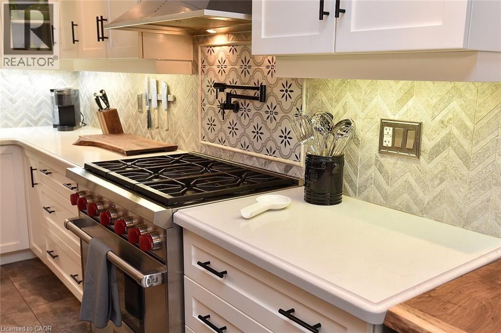 53 Redfern Avenue Unit# 29, Hamilton, Ontario  L9C 0E2 - Photo 16 - 40801629