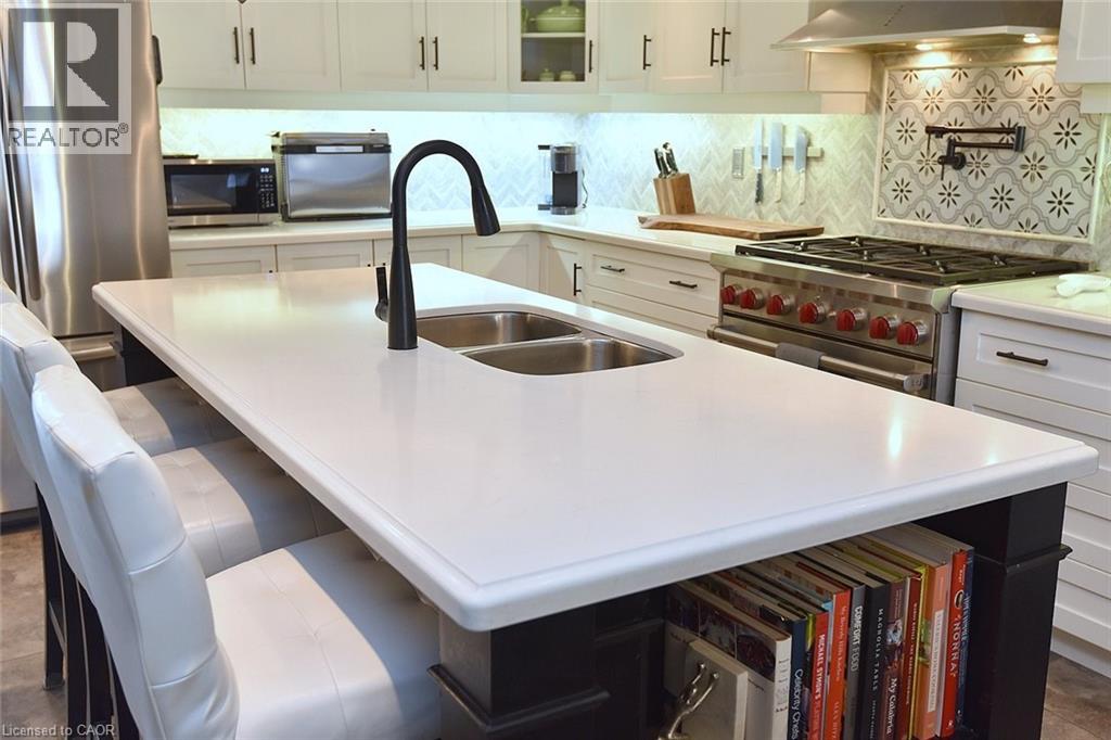 53 Redfern Avenue Unit# 29, Hamilton, Ontario  L9C 0E2 - Photo 18 - 40801629