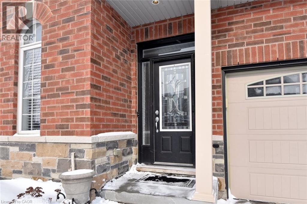 53 Redfern Avenue Unit# 29, Hamilton, Ontario  L9C 0E2 - Photo 3 - 40801629