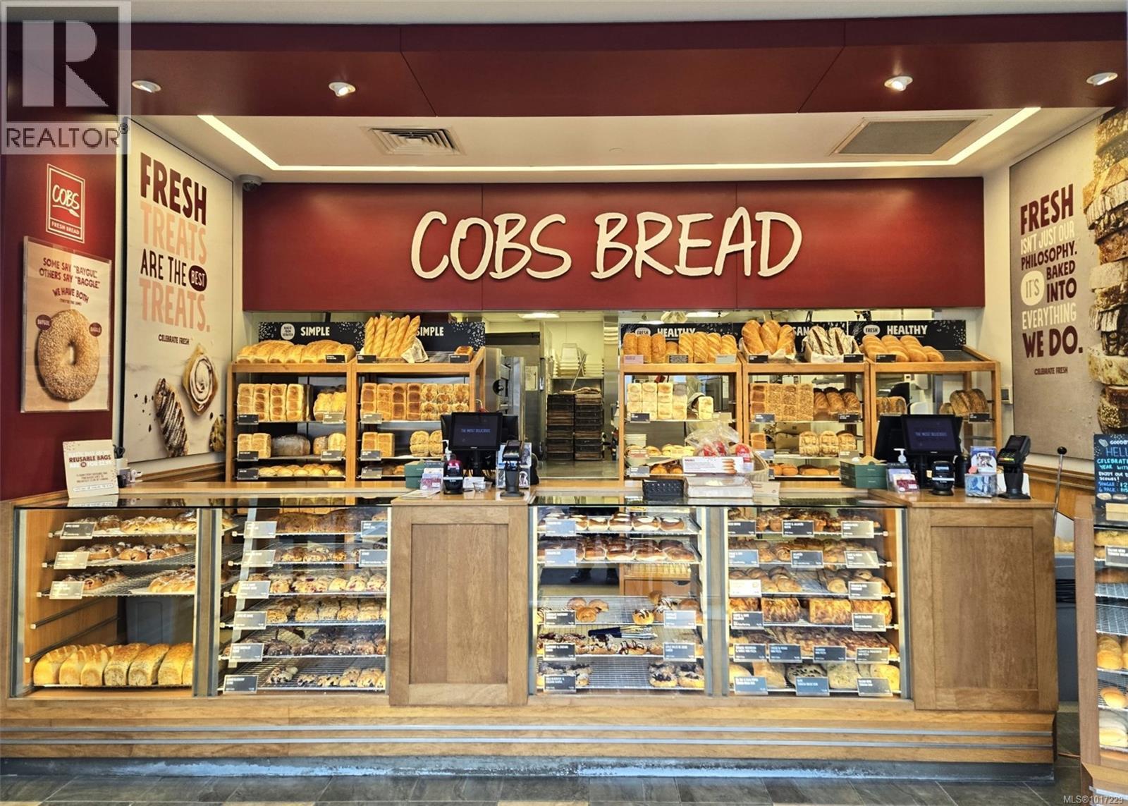 110 31 Helmcken Rd, View Royal, British Columbia