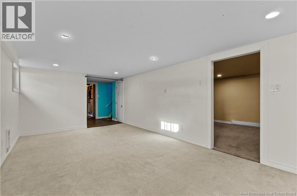 47 Rochester Street, Fredericton, New Brunswick  E3B 4T2 - Photo 31 - NB132843