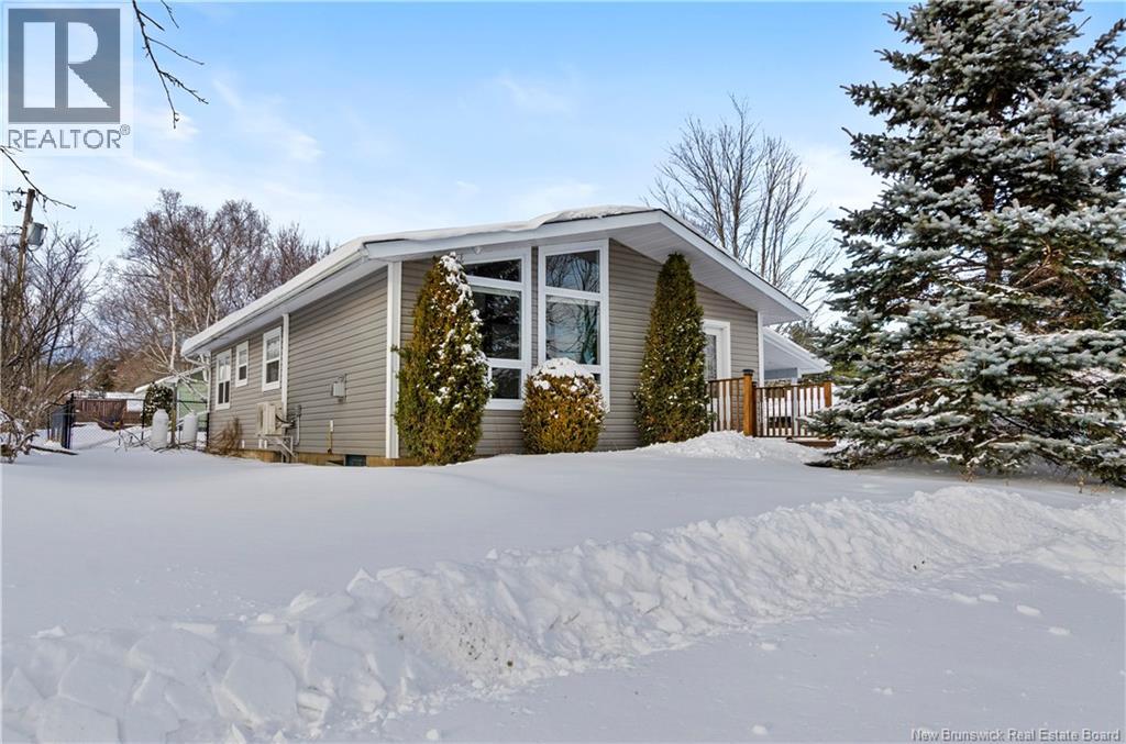 47 Rochester Street, Fredericton, New Brunswick  E3B 4T2 - Photo 36 - NB132843