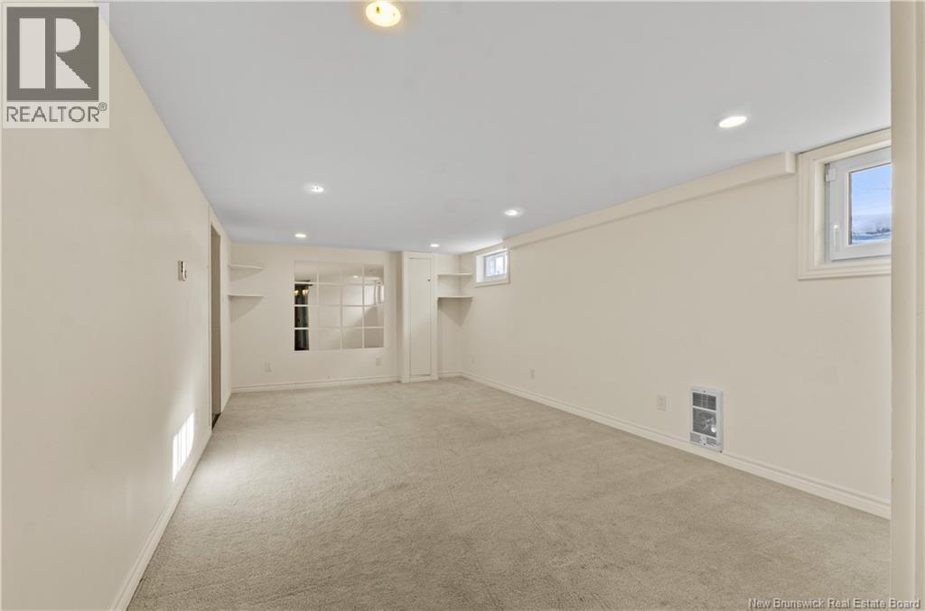 47 Rochester Street, Fredericton, New Brunswick  E3B 4T2 - Photo 30 - NB132843