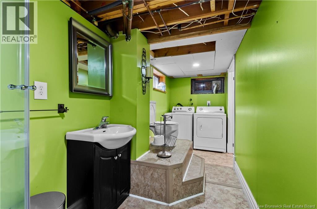 47 Rochester Street, Fredericton, New Brunswick  E3B 4T2 - Photo 33 - NB132843