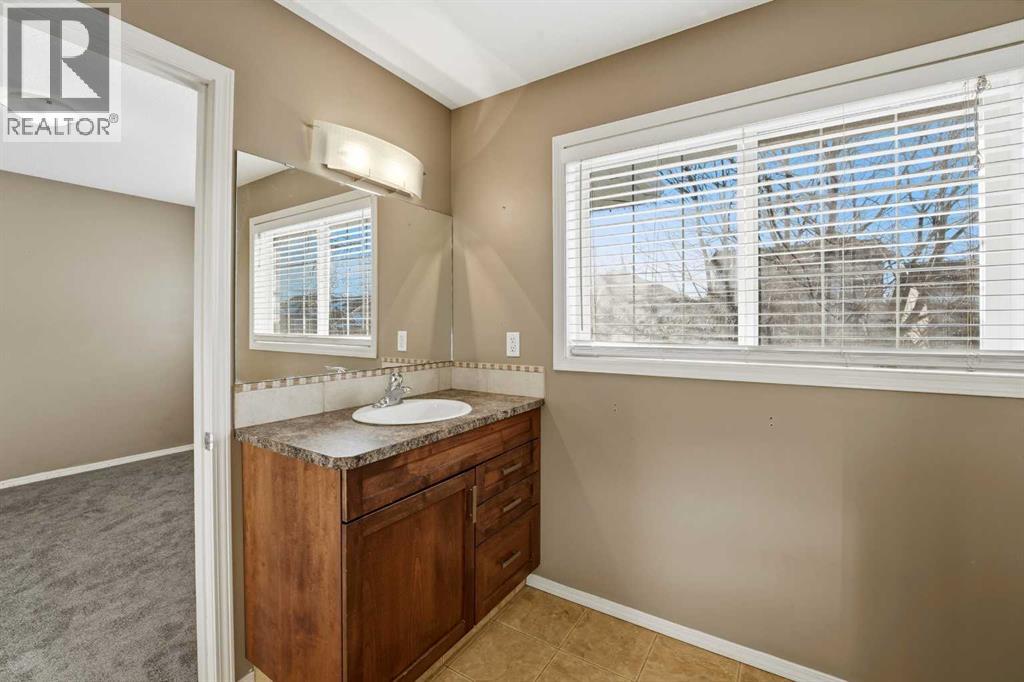 36 Ibbotson Close, Red Deer, Alberta  T4R 0C7 - Photo 21 - A2279906