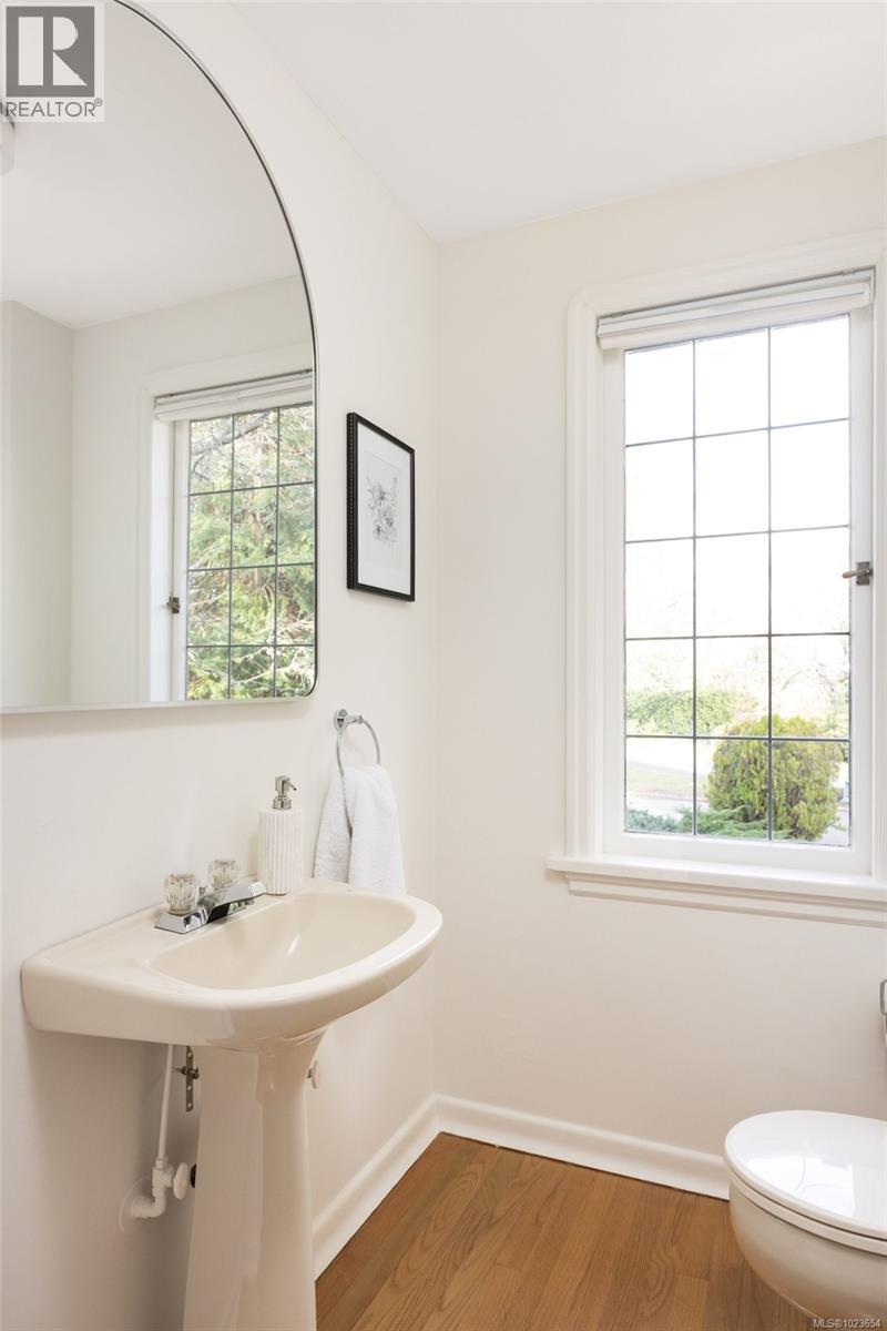 3400 Upper Terrace Rd, Oak Bay, British Columbia  V8R 6E6 - Photo 15 - 1023654