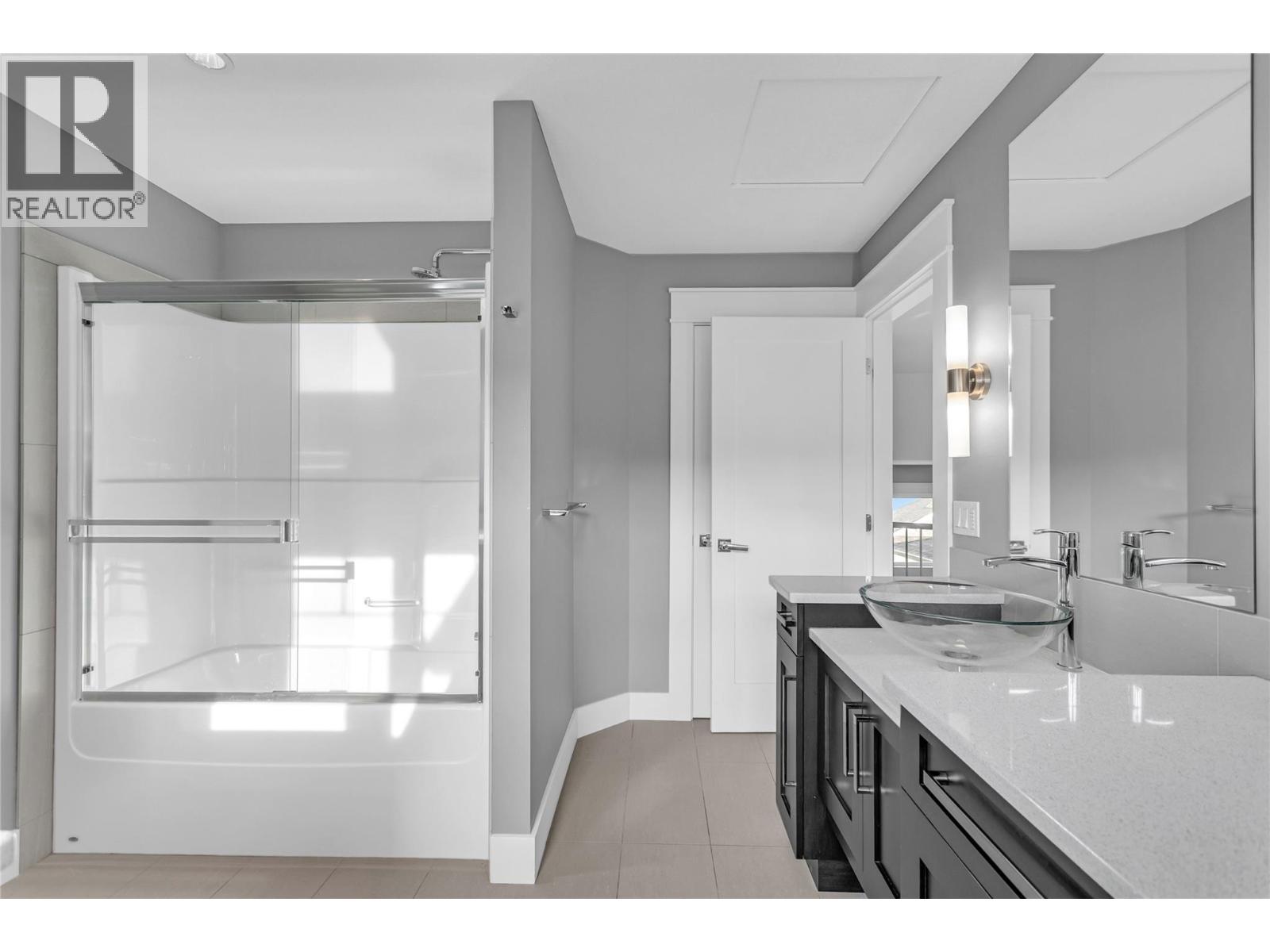 440 Audubon Court, Kelowna, British Columbia  V1W 5K3 - Photo 34 - 10373735