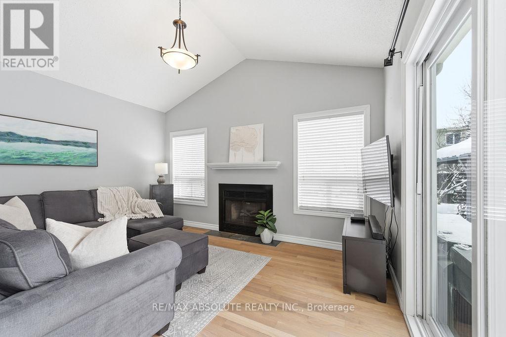 6145 Lariviere Crescent, Ottawa, Ontario  K1W 1C6 - Photo 13 - X12739900