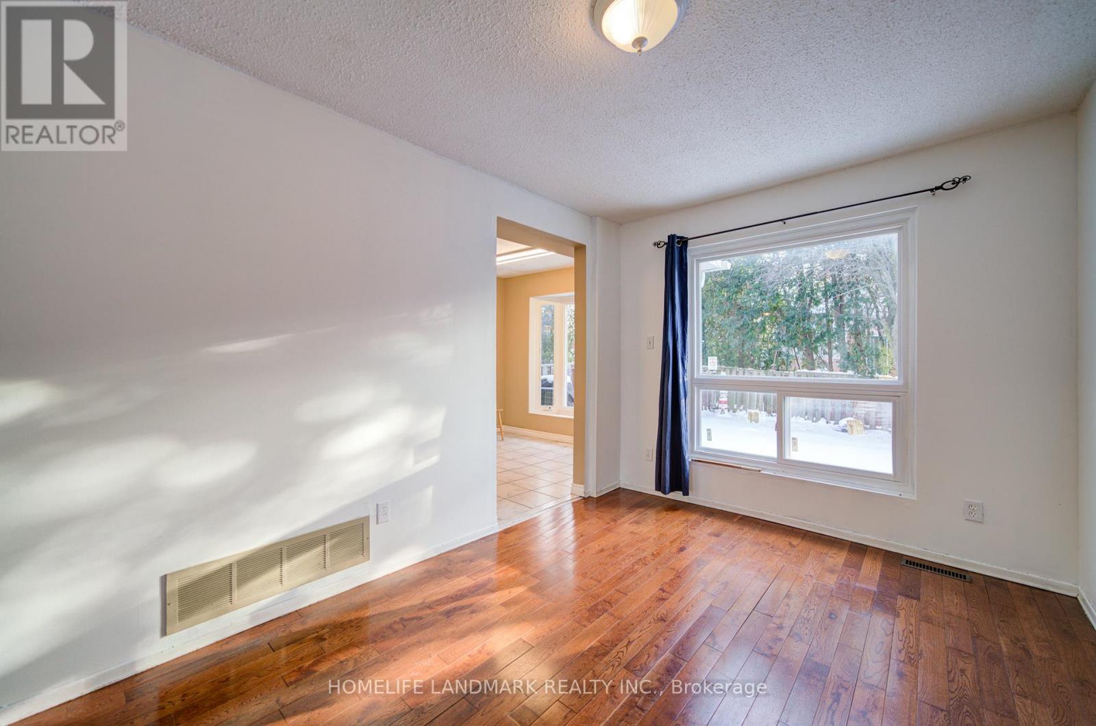 29 Moorehouse Drive, Toronto, Ontario  M1V 2E2 - Photo 9 - E12716066