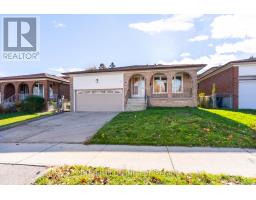 MAIN - 15 RIANT STREET, Toronto, Ontario