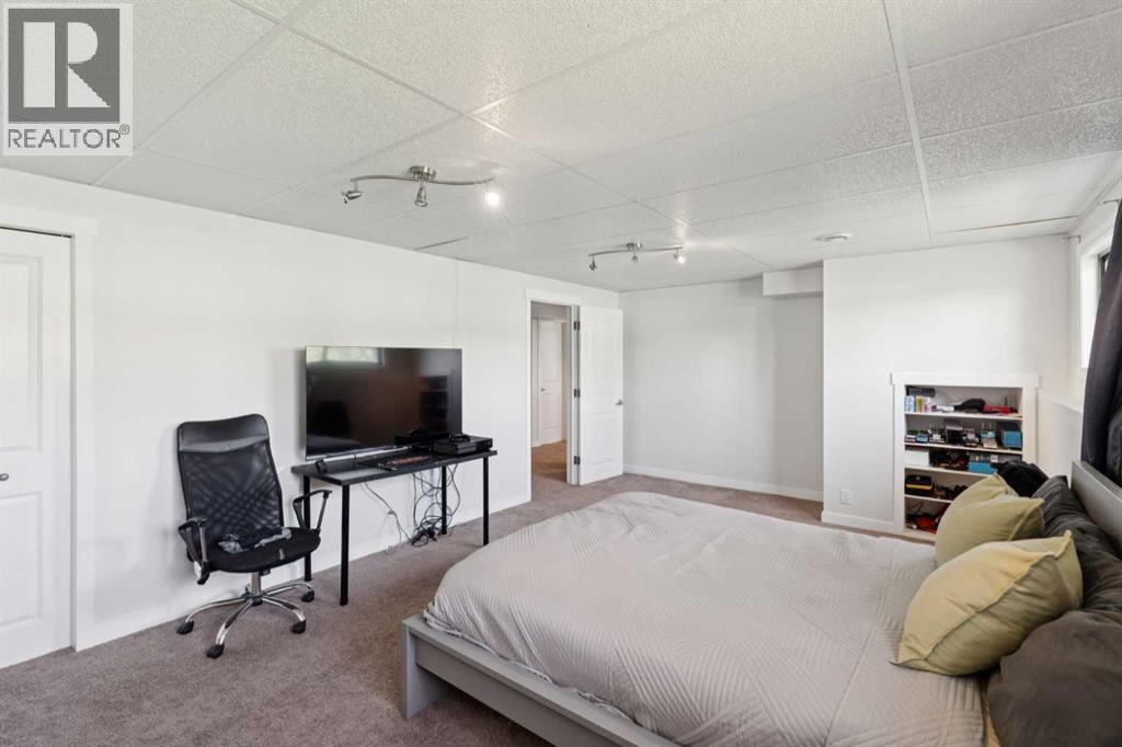 14 Glenhill Crescent, Cochrane, Alberta  T4C 1G8 - Photo 32 - A2281611