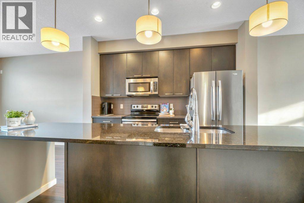 15 Copperpond Close Se, Calgary, Alberta T2Z 0Y8 - Photo 11 - A2277407