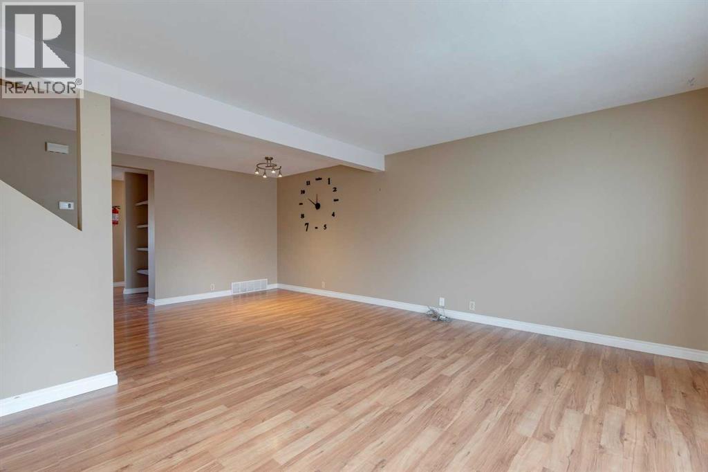 16 Abalone Crescent Ne, Calgary, Alberta  T2A 6Y7 - Photo 5 - A2269468