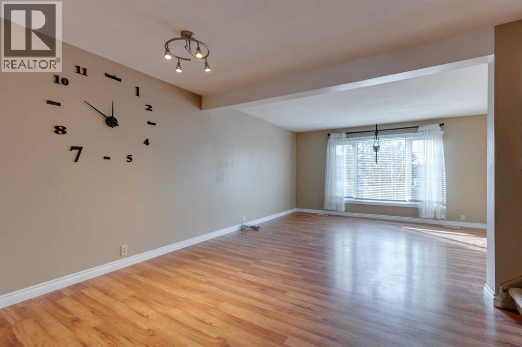 16 Abalone Crescent Ne, Calgary, Alberta  T2A 6Y7 - Photo 6 - A2269468