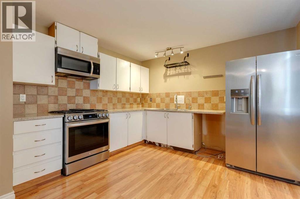 16 Abalone Crescent Ne, Calgary, Alberta  T2A 6Y7 - Photo 9 - A2269468