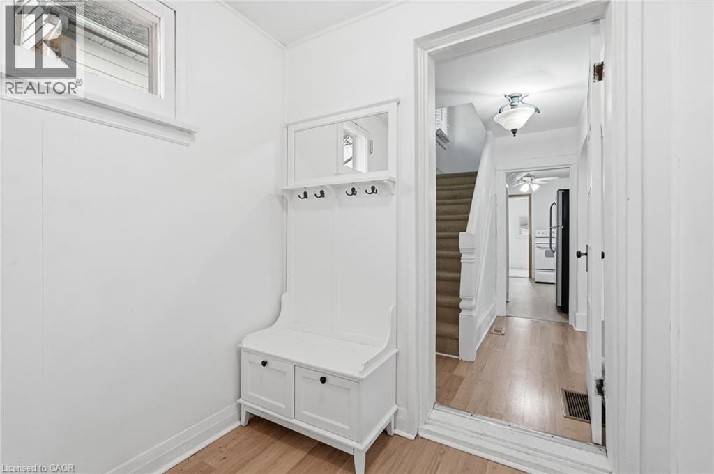 20 York Street, Welland, Ontario  L3B 4A6 - Photo 7 - 40794306