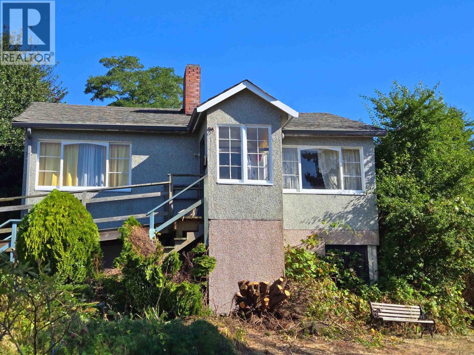 547 N FLETCHER ROAD, Gibsons, British Columbia