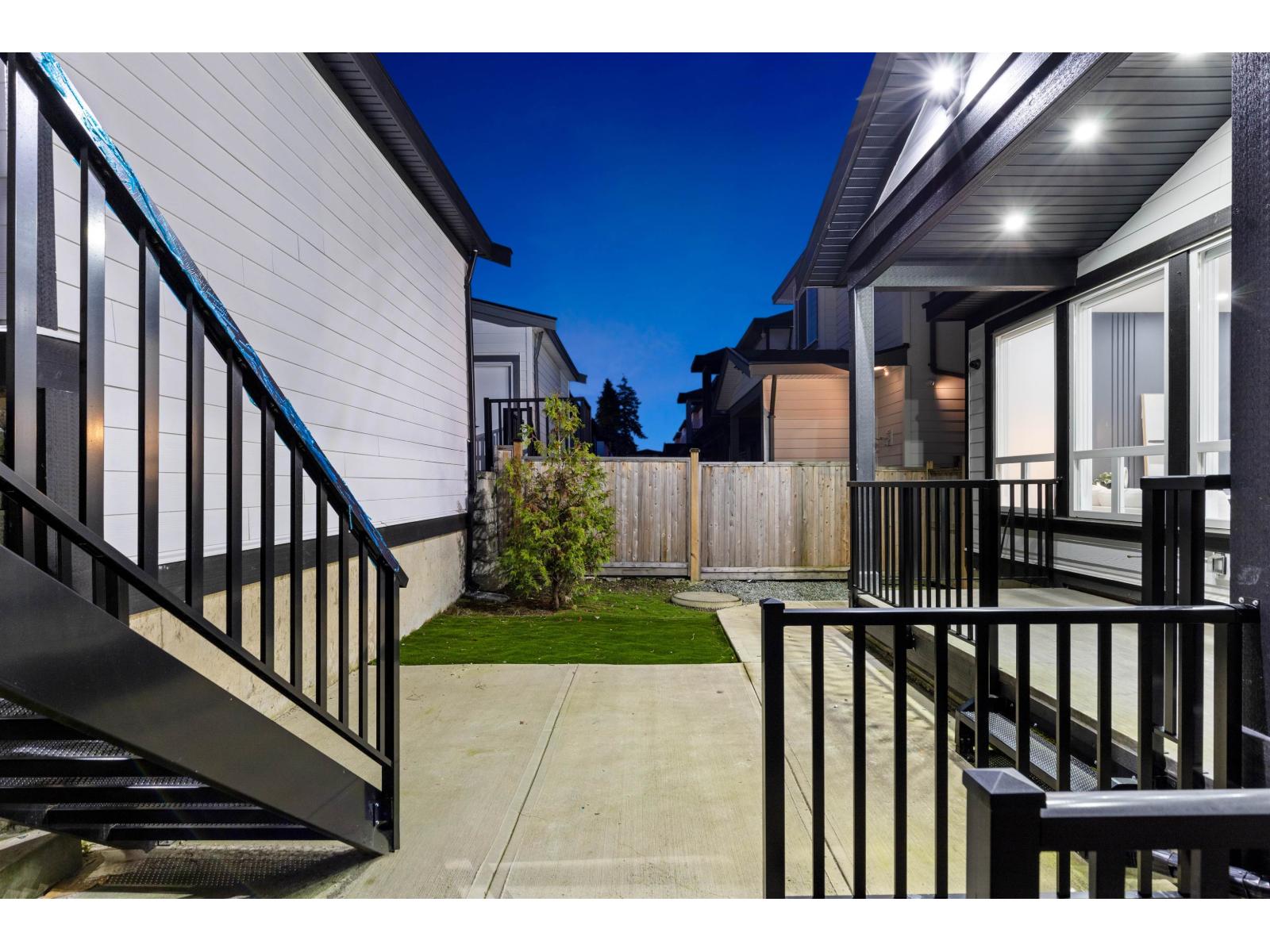 16717 15a Avenue, Surrey, British Columbia  V3S 9X7 - Photo 33 - R3084571