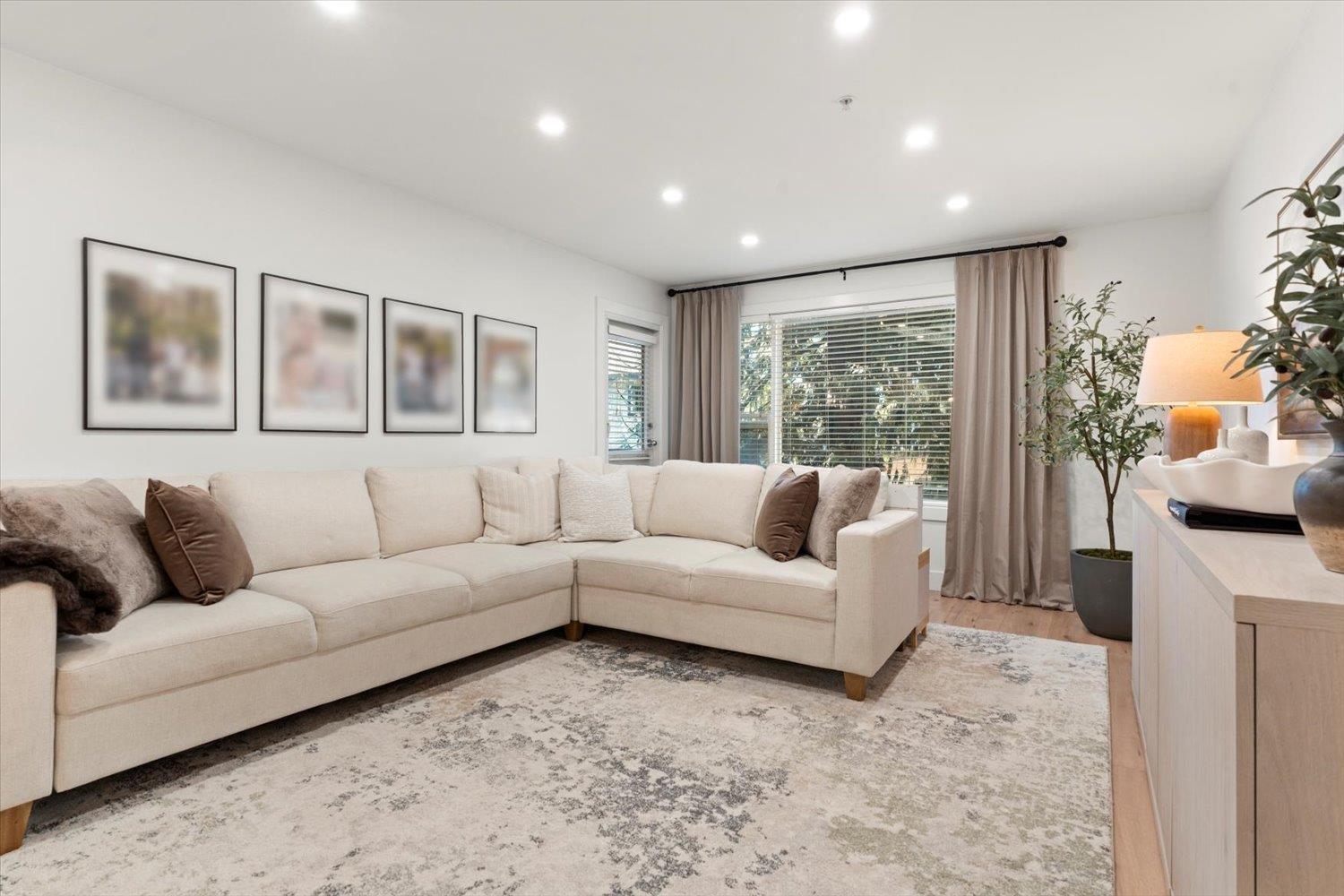 211 2581 Langdon Street, Abbotsford, British Columbia V2T 7A3 - Photo 14 - R3084506