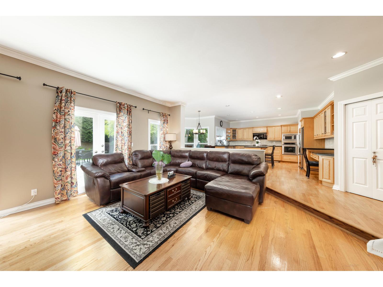 2065 132a Street, Surrey, British Columbia  V4A 9K2 - Photo 12 - R3084190