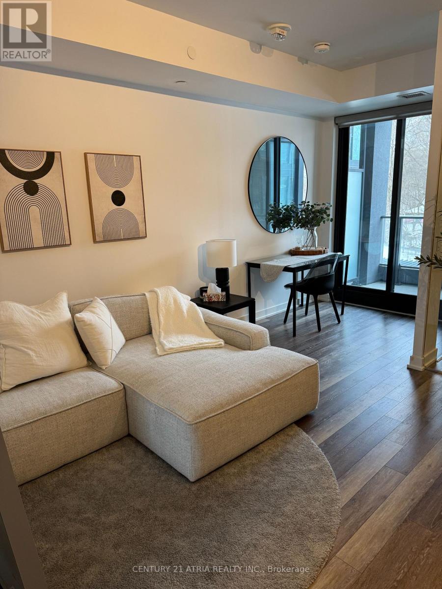 203 - 250 Lawrence Avenue W, Toronto, Ontario  M5M 1B1 - Photo 2 - C12739882