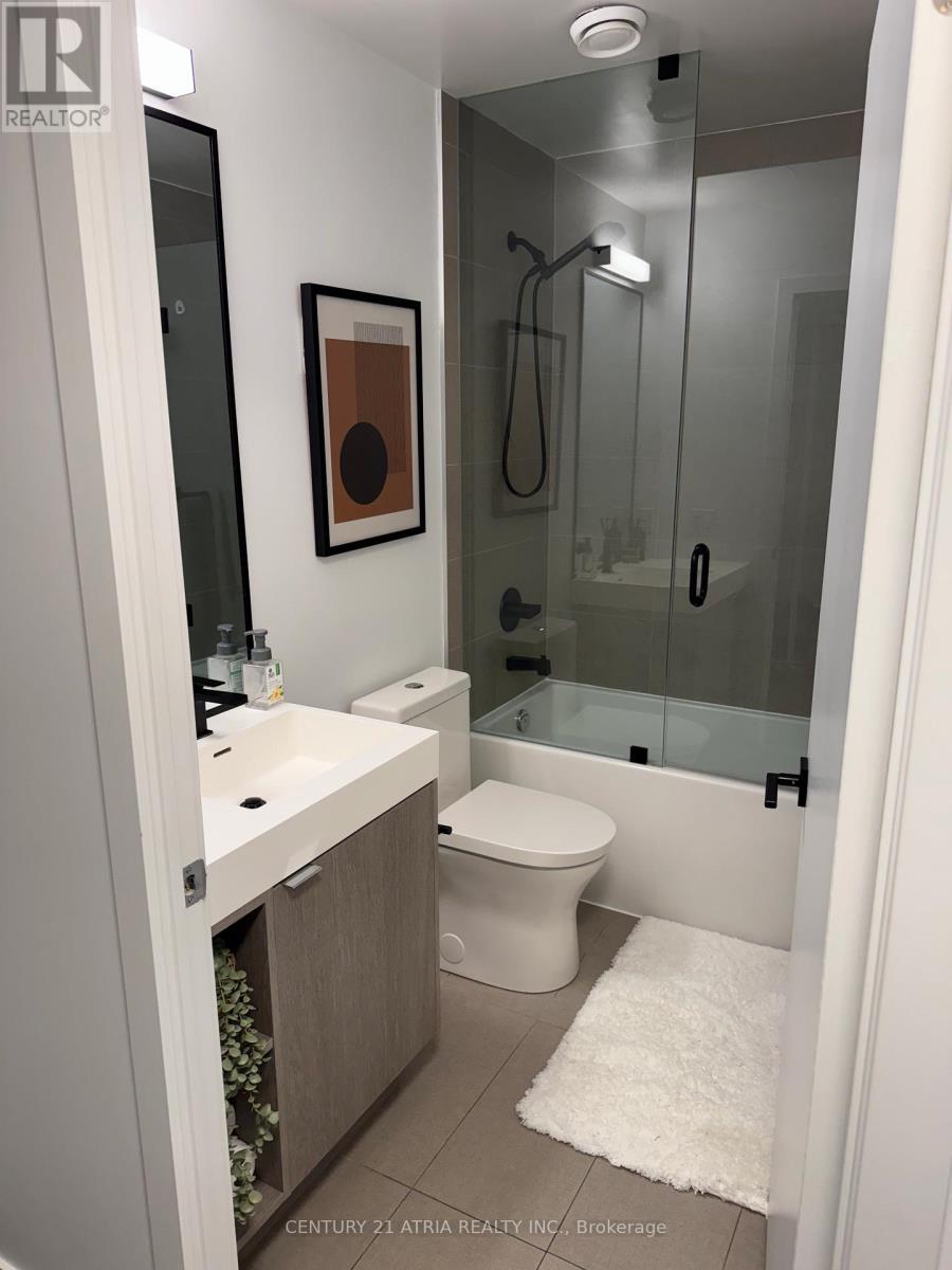 203 - 250 Lawrence Avenue W, Toronto, Ontario  M5M 1B1 - Photo 11 - C12739926