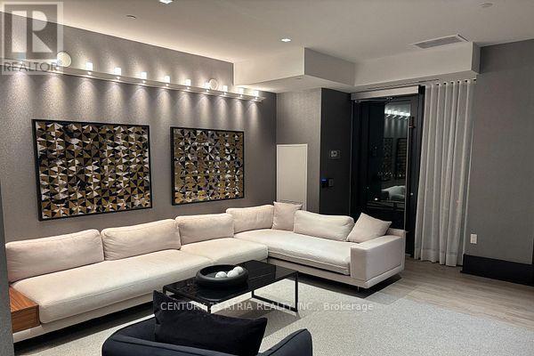 203 - 250 Lawrence Avenue W, Toronto, Ontario  M5M 1B1 - Photo 14 - C12739926