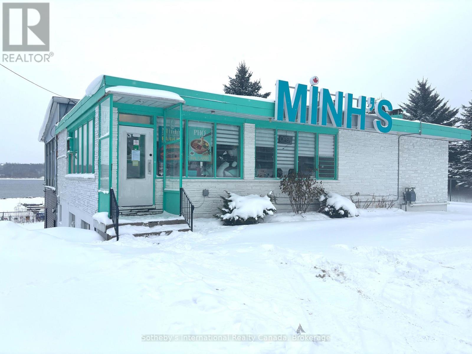 2501 3rd Avenue W, Owen Sound, Ontario  N4K 4S7 - Photo 2 - X12739828